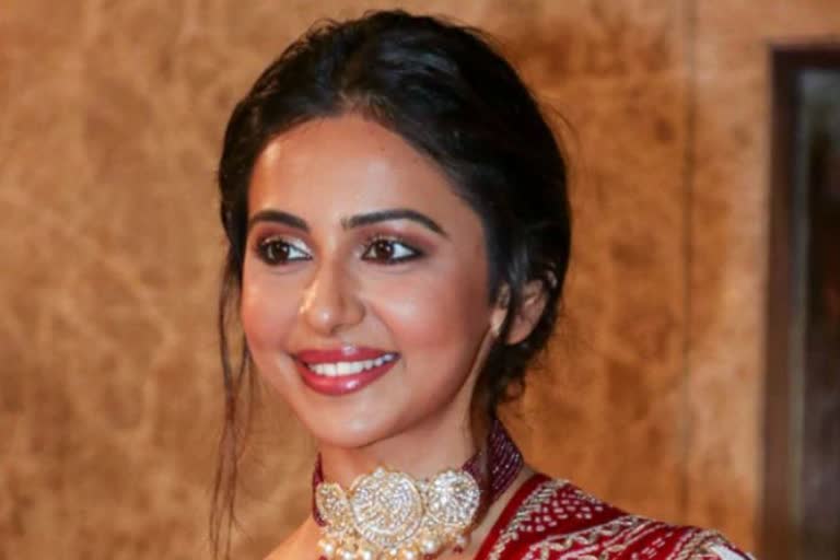 rakulpreet-singh-tested-corona-positive-urges-everyone-in-touch-to-get-tested