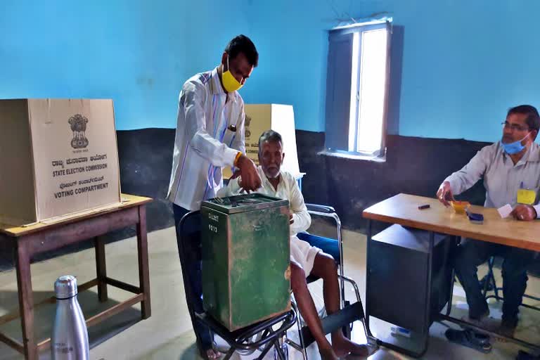 peaceful-turnout-throughout-hassan-district-well-security-organised-by-district-administration