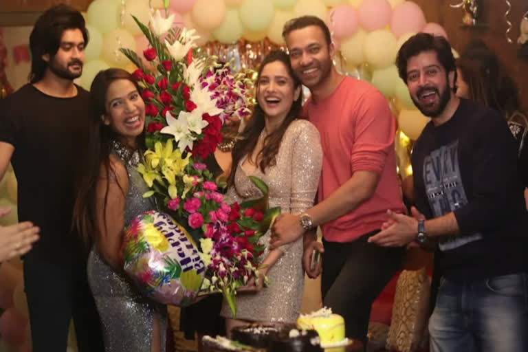 ankita lokhande birthday celebration