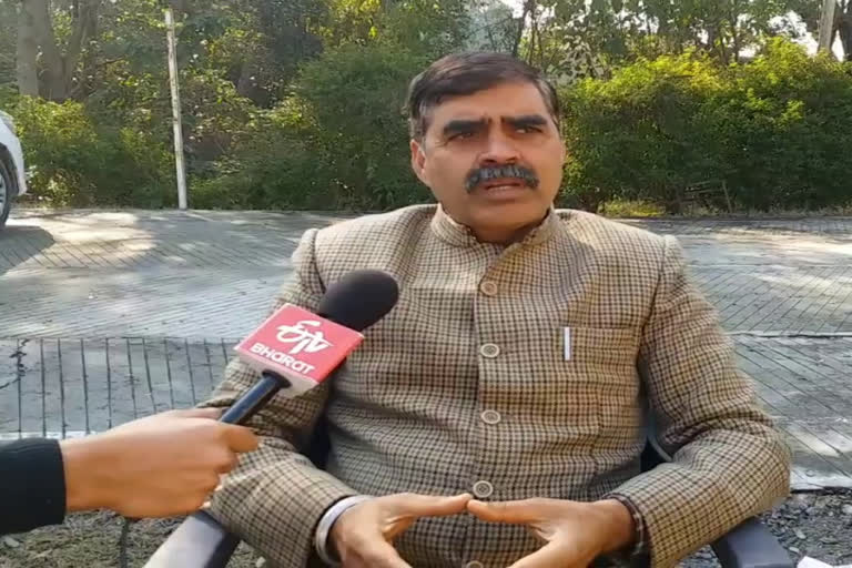 बिलासपुर के पूर्व विधायक बंबर ठाकुर