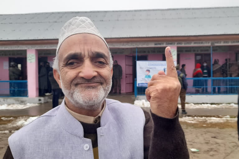 J&K DDC polls  ഡിഡിസി തെരഞ്ഞെടുപ്പ്  ഗുപ്കർ സഖ്യത്തിന് 110 സീറ്റ്  ബിജെപി ഏറ്റവും വലിയ ഒറ്റകക്ഷി  PAGD wins 110 seats  BJP emerges as single largest party by winning 75 seats