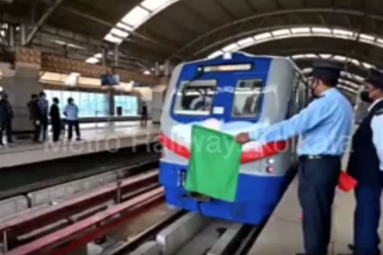 Railways conducts 1st trial run of Metro train up to Dakshineswar