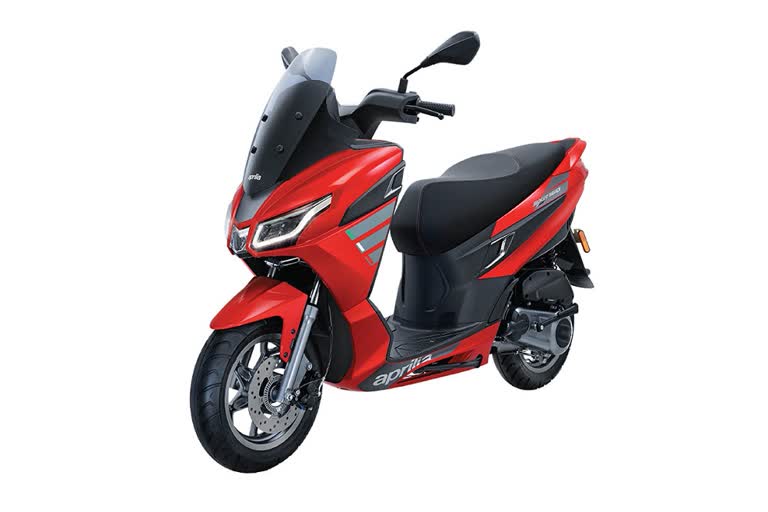 Piaggio Aprilia SXR 160 price and Features