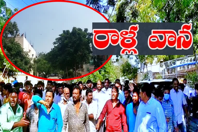 Attack on JC Prabhakar reddy House