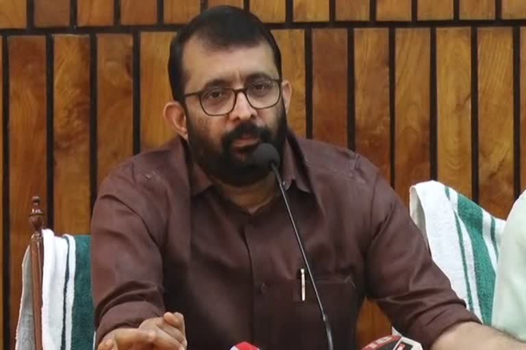 special assembly session  speaker against governor over special assembly session  speaker p sreeramakrishnan  arif mohammed khan  ഗവർണര്‍ക്കെതിരെ വിമർശനവുമായി സ്‌പീക്കർ പി ശ്രീരാമകൃഷ്‌ണൻ  പി ശ്രീരാമകൃഷ്‌ണൻ  ആരിഫ് ഖാന്‍  പ്രത്യേക നിയമസഭാ സമ്മേളനം