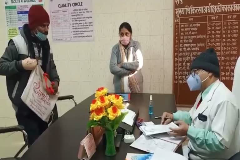 victim accused dabangs of making fake medical report in kannauj