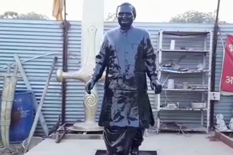 atal bihari vajpayee,  atal bihari vajpayee statue