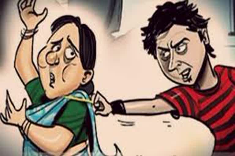 Attempt to snatch chain from grandmother in Thirunelveli