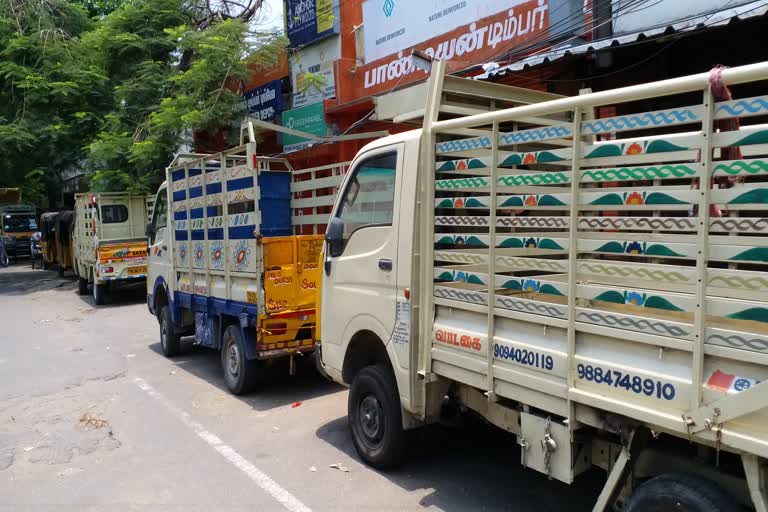 'எங்களை என் அரசு கண்டுகொள்ளவில்லை'- லாரி ஓட்டுநர்கள் வேதனை!