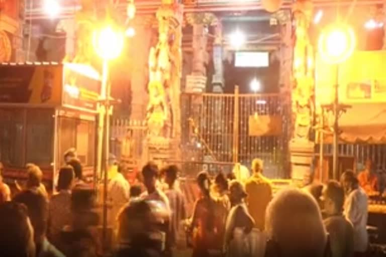 Thiruparankundram Mugrugan Temple Girivalam Issues