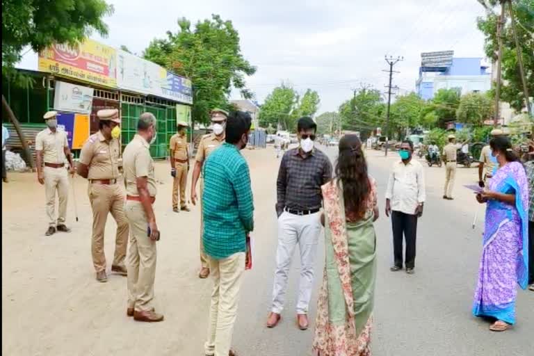 கரோனா தொற்று பரவலை கட்டுபடுத்த சின்னசேலம் நகர பகுதிக்கு சீல் !!