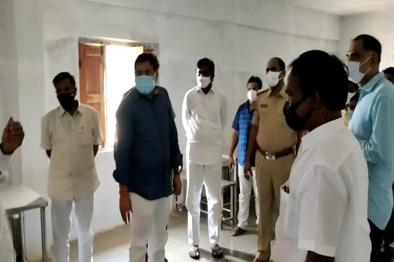 mla bheeram harsha vardhan reddy, kollapur covid isolation center 