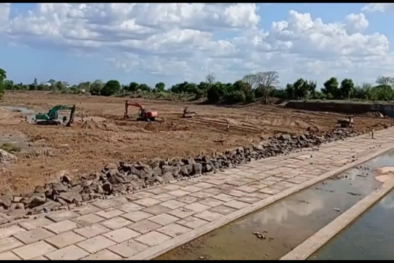 Mettur Dam water dredging work