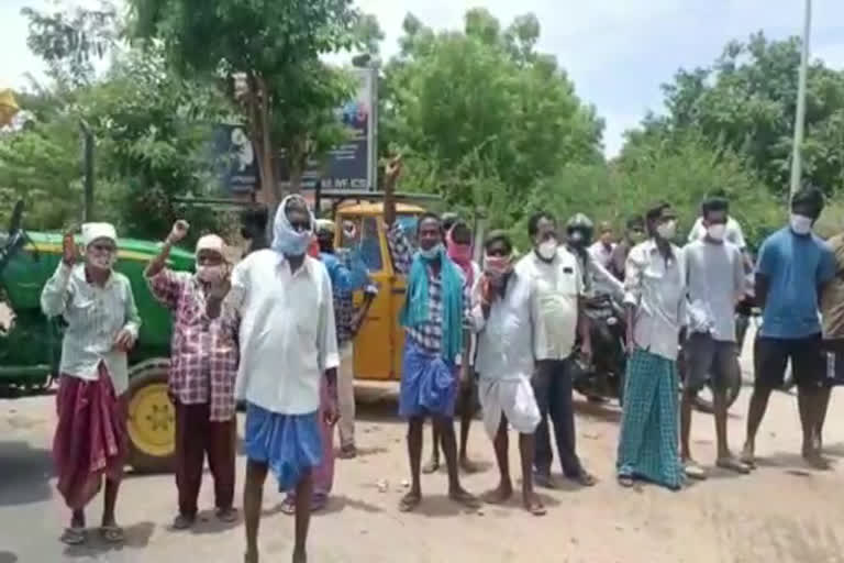 farmers protest, grain purchases 