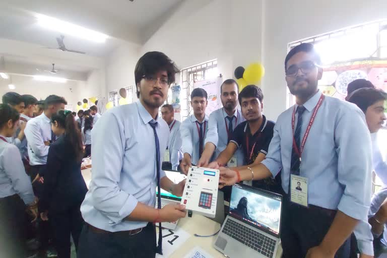 Asansol Engineering College students stun all by making advanced voting machine