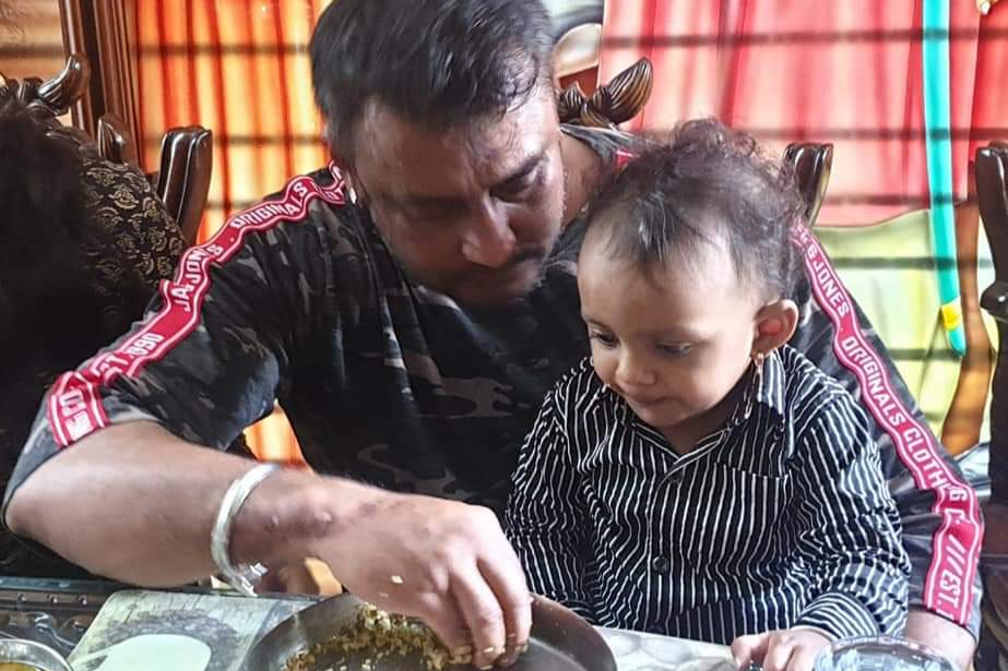 Darshan spent time with child