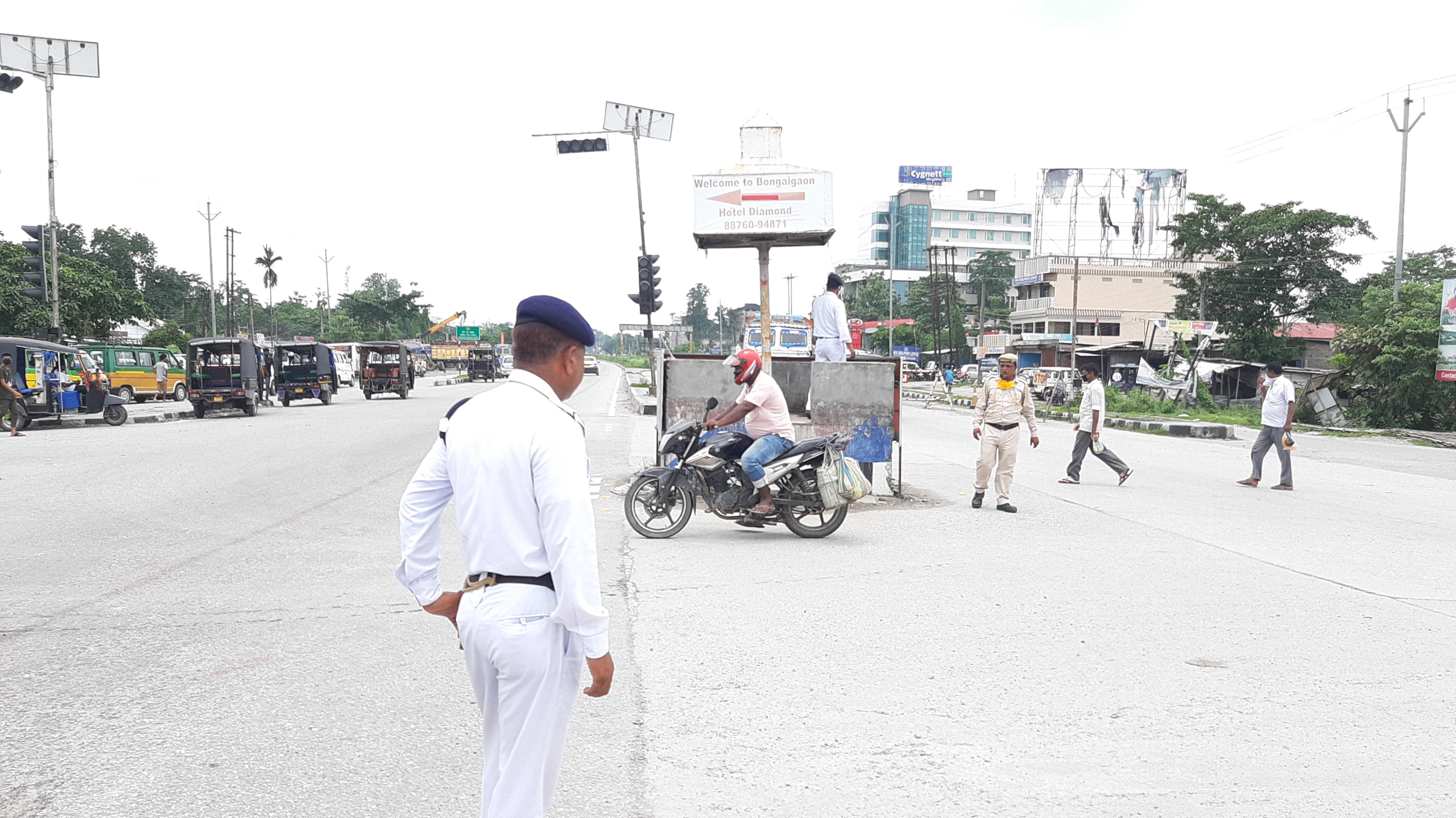 Chirang Traffike signal damage