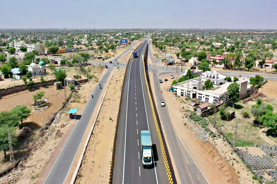 sikar news  national highway in sikar  national highway news  national highway in india  national highway from sikar  highway in rajasthan  highway in sikar  triveni sangam of national highway  highway connecting several states  etv bharat news