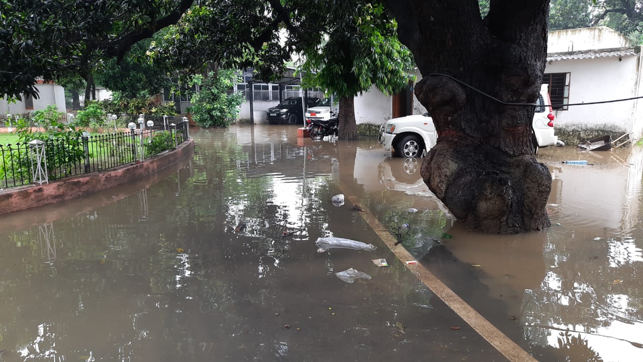 Streets waterlogged in Patna following heavy rainfall