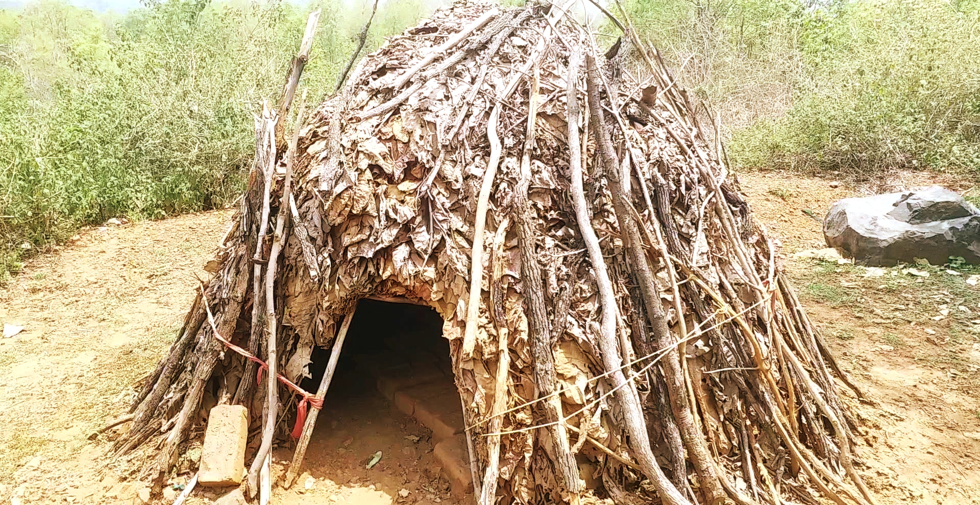 archaic house kumba of Birhor tribe