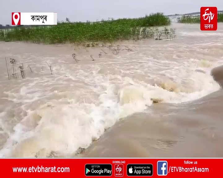 NAGAON BARHAMPUR MASSIVE  FLOOD ETV BHARAT ASSAM REPORT