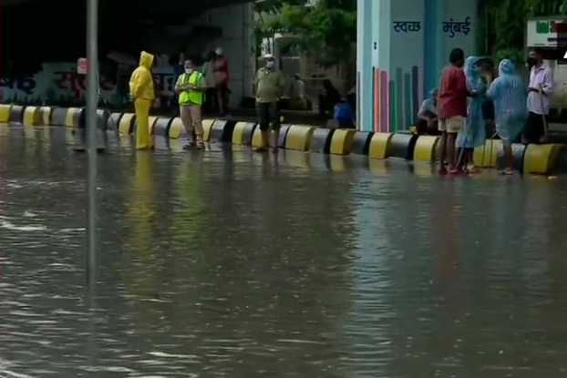 Rains continue to lash Mumbai, Konkan, warning for tomorrow