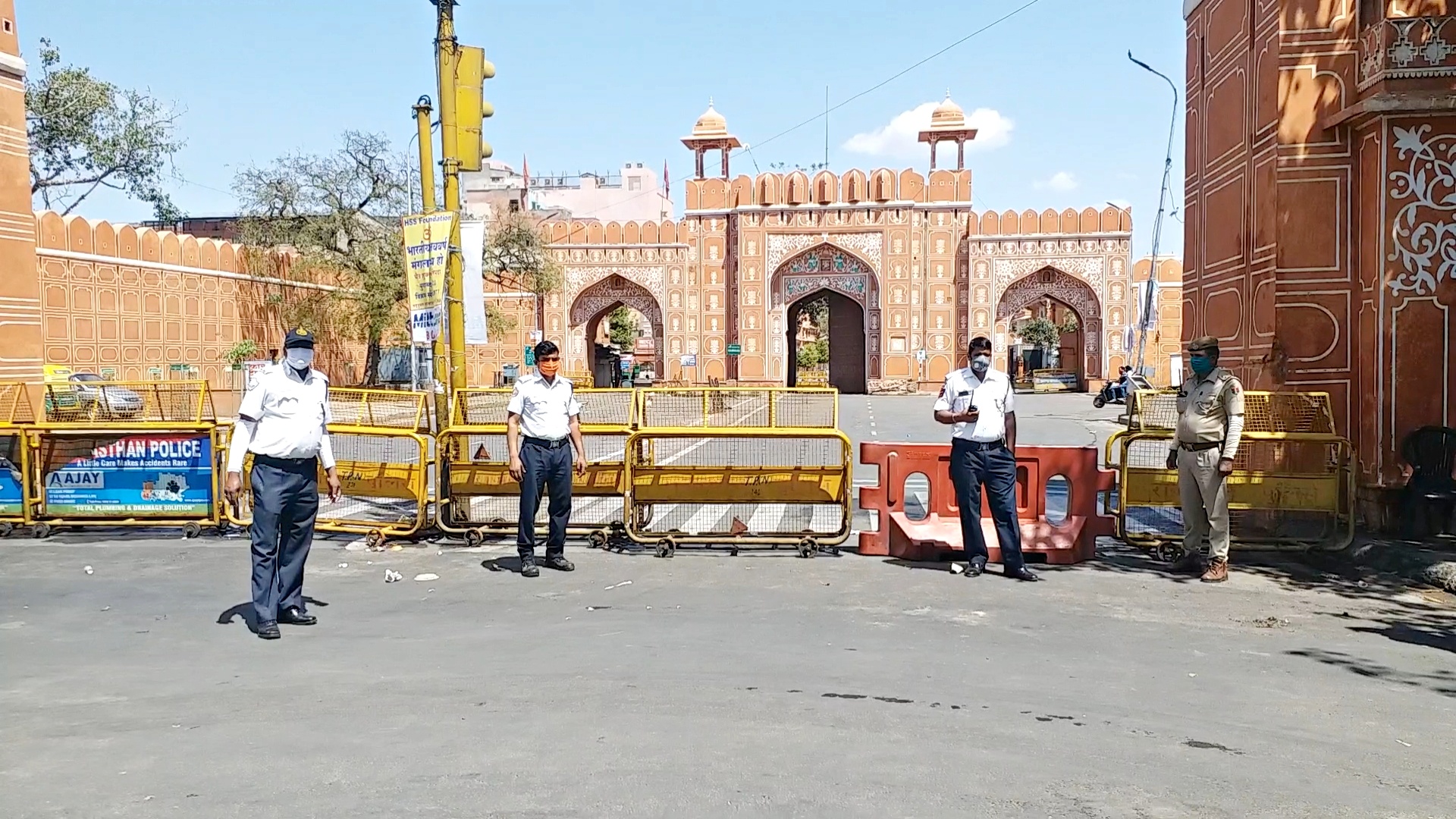 jaipur news  rajasthan news  etv bahrat news  corona in jaipur  corona case in rajasthan  partial curfew in Jaipur