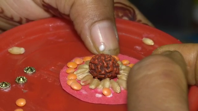 rakhi made from wheat and lentils