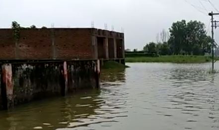 floods in maharajganj