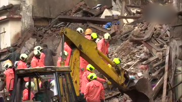 Part of old building collapses in south Mumbai, none hurt