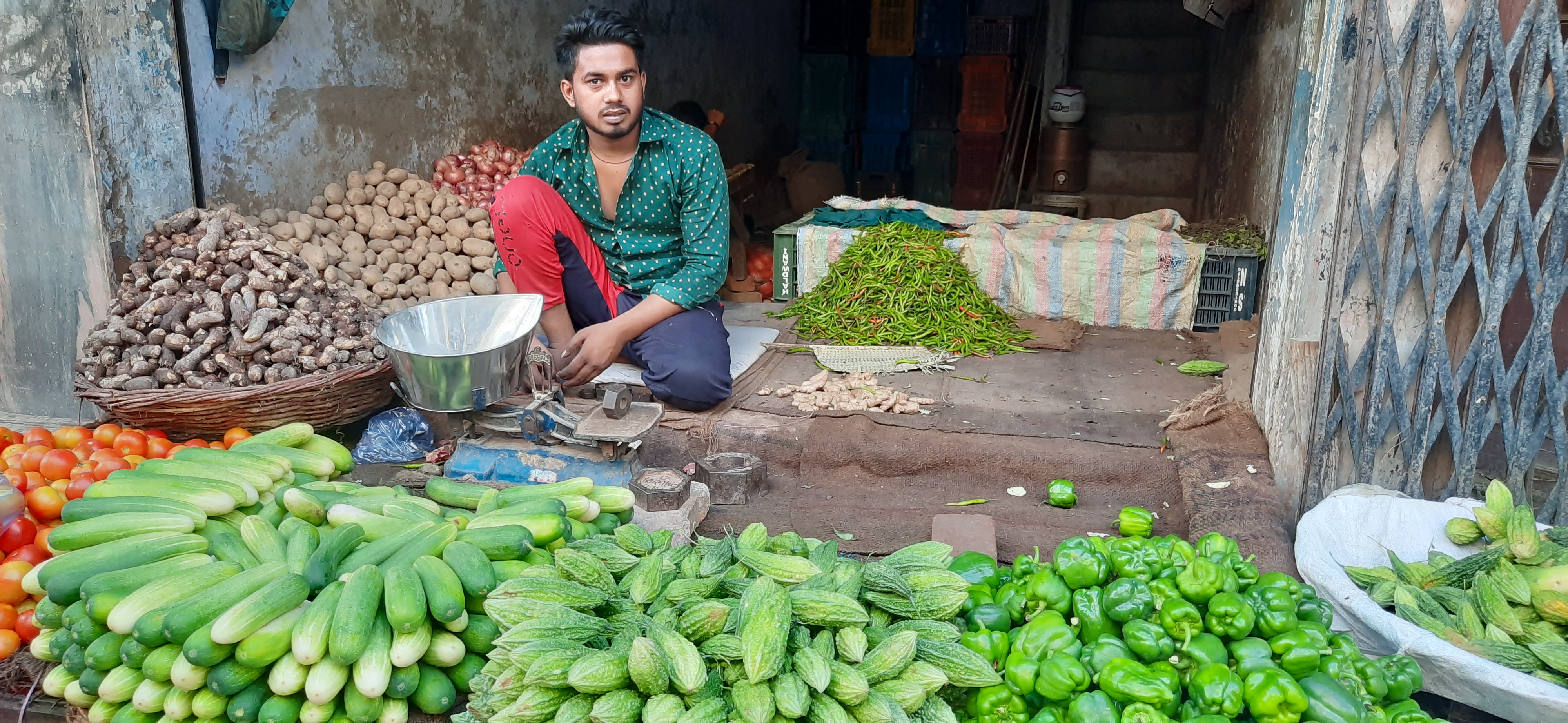 Prices of vegetables increasing in Ghaziabad due to excessive rain