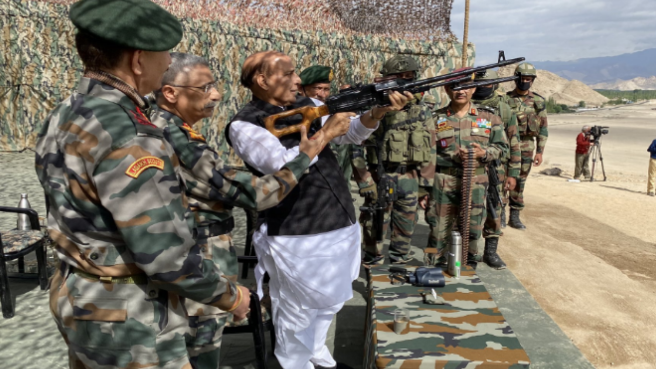 India not a weak country, no power in the world can touch even an inch of its land:Rajnath in Ladakh