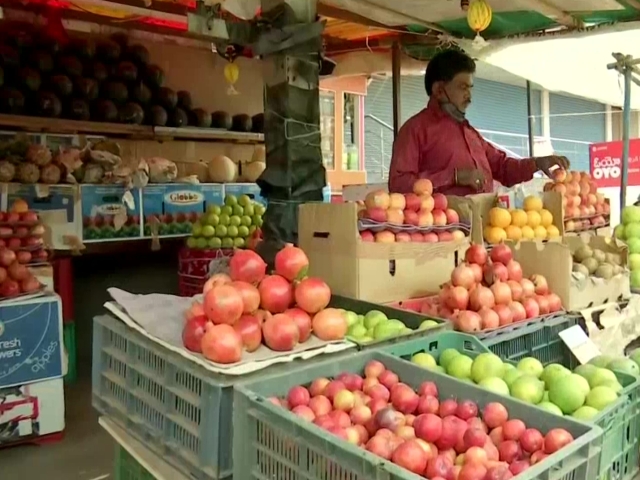 fruit sellers of Hyderabad