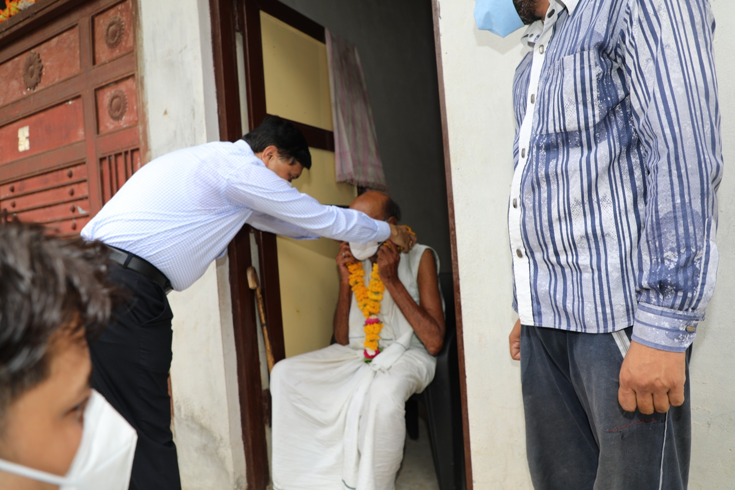 Shajapur collector inspected village Tingajpur and Gulana