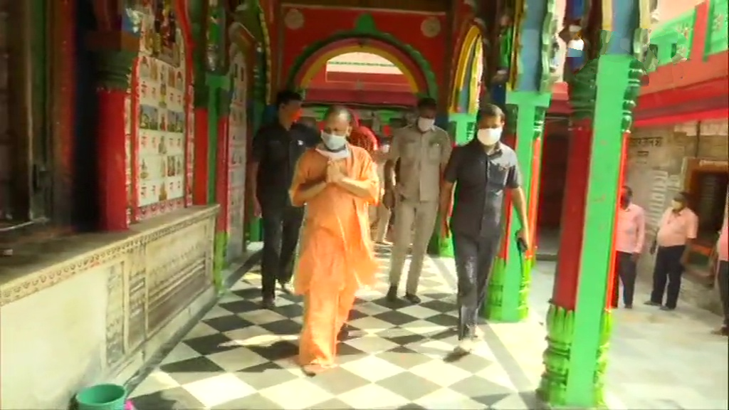 Adityanath visits Ayodhya, reviews preparations for Ram Temple 'bhoomi pujan'