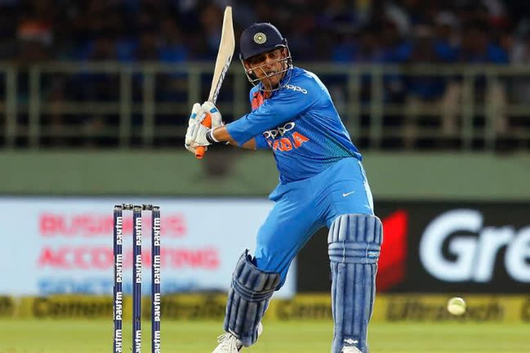 MS Dhoni