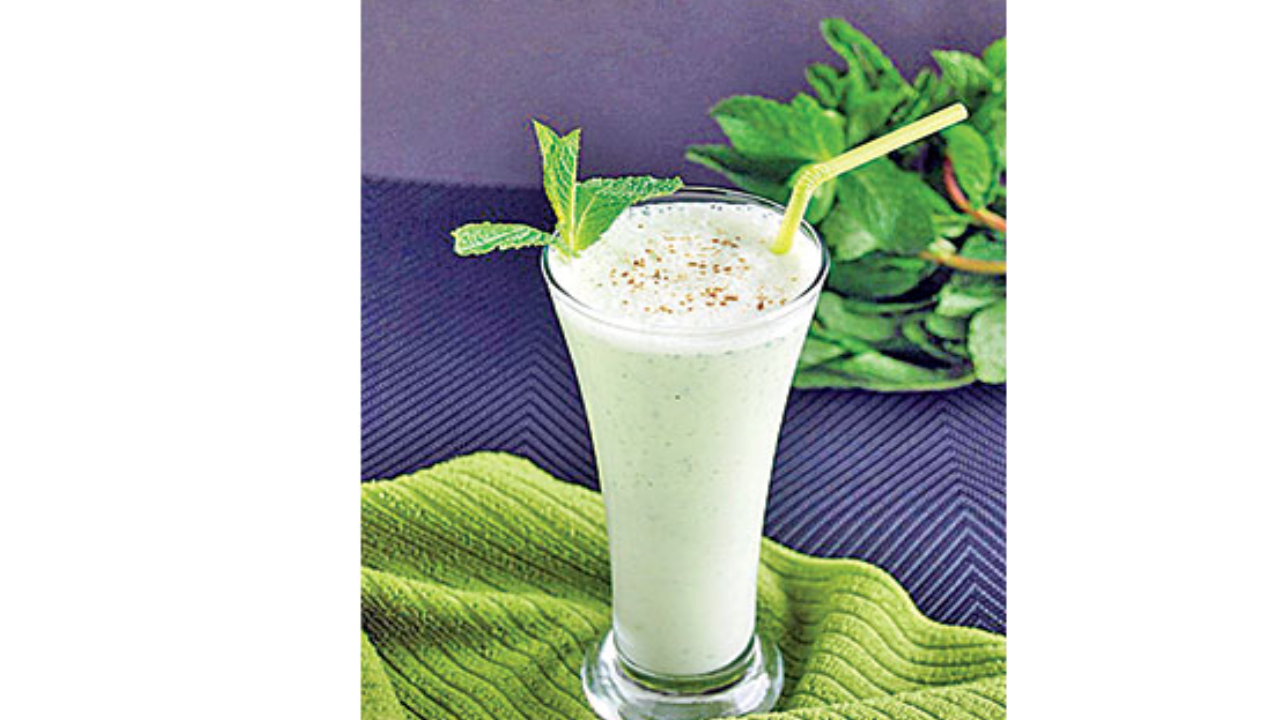 learn mint leaves  recipes like scotch, raita, pudheeena water etc,. in telugu