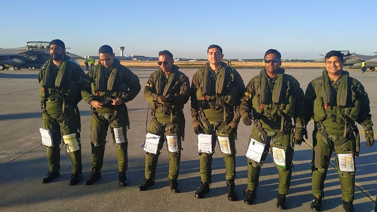 Indian pilots including the commanding officer of the 17 Golden Arrows squadron