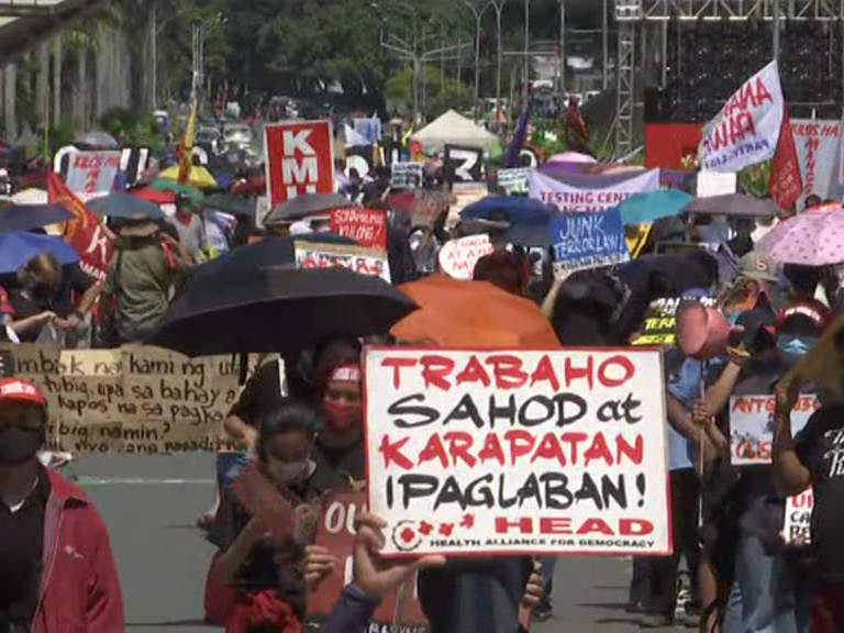 Thousands gather for protest in Philippines