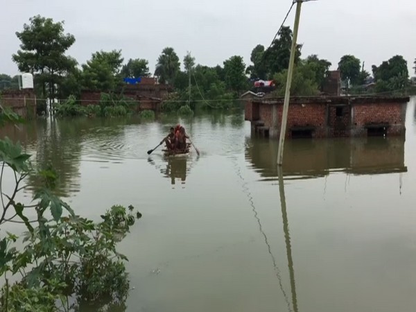 Burhi Gandak in spate