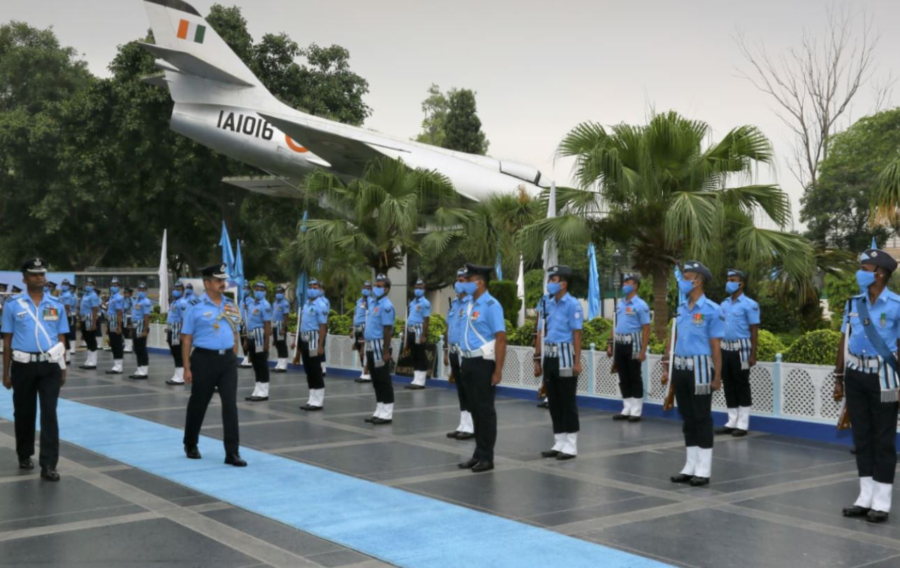 एयर मार्शल वीआर चौधरी ने संभाली पश्चिमी वायु सेना की कमान