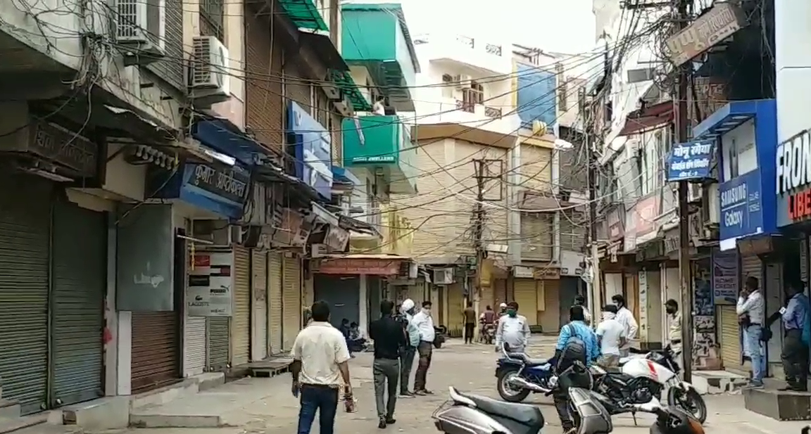 Penalty on shopkeeper due to the violation of lockdown