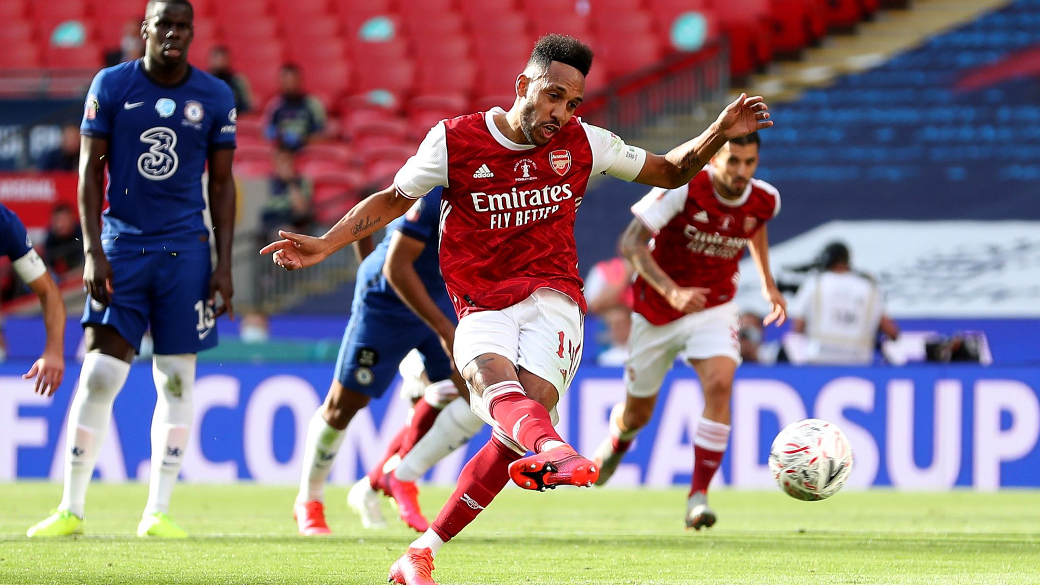 FA Cup trophy, Arsenal beat Chelsea