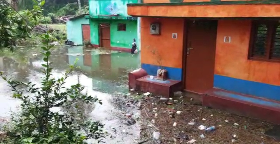 Dakshina Kashi in the Fear of Flood