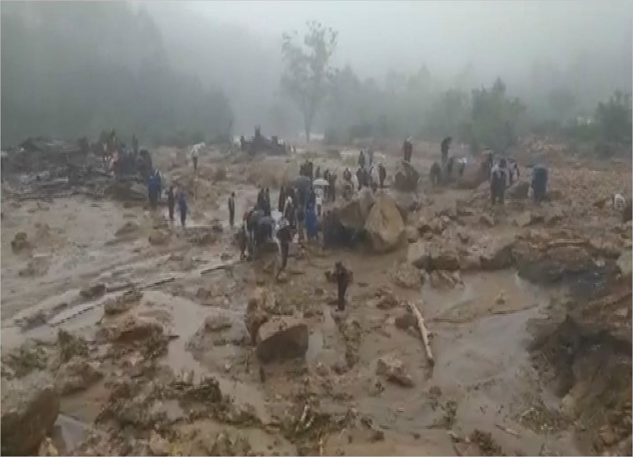 pm condoles loss of lives in idukki landslide, announces rs 2 lakh