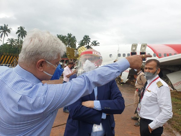 Air India CMD takes stock of situation at Kerala plane crash site