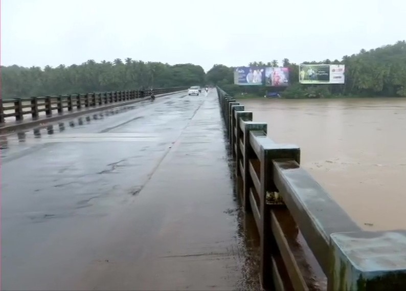 Flood like situation prevails in Kavalam village of Alappuzha district