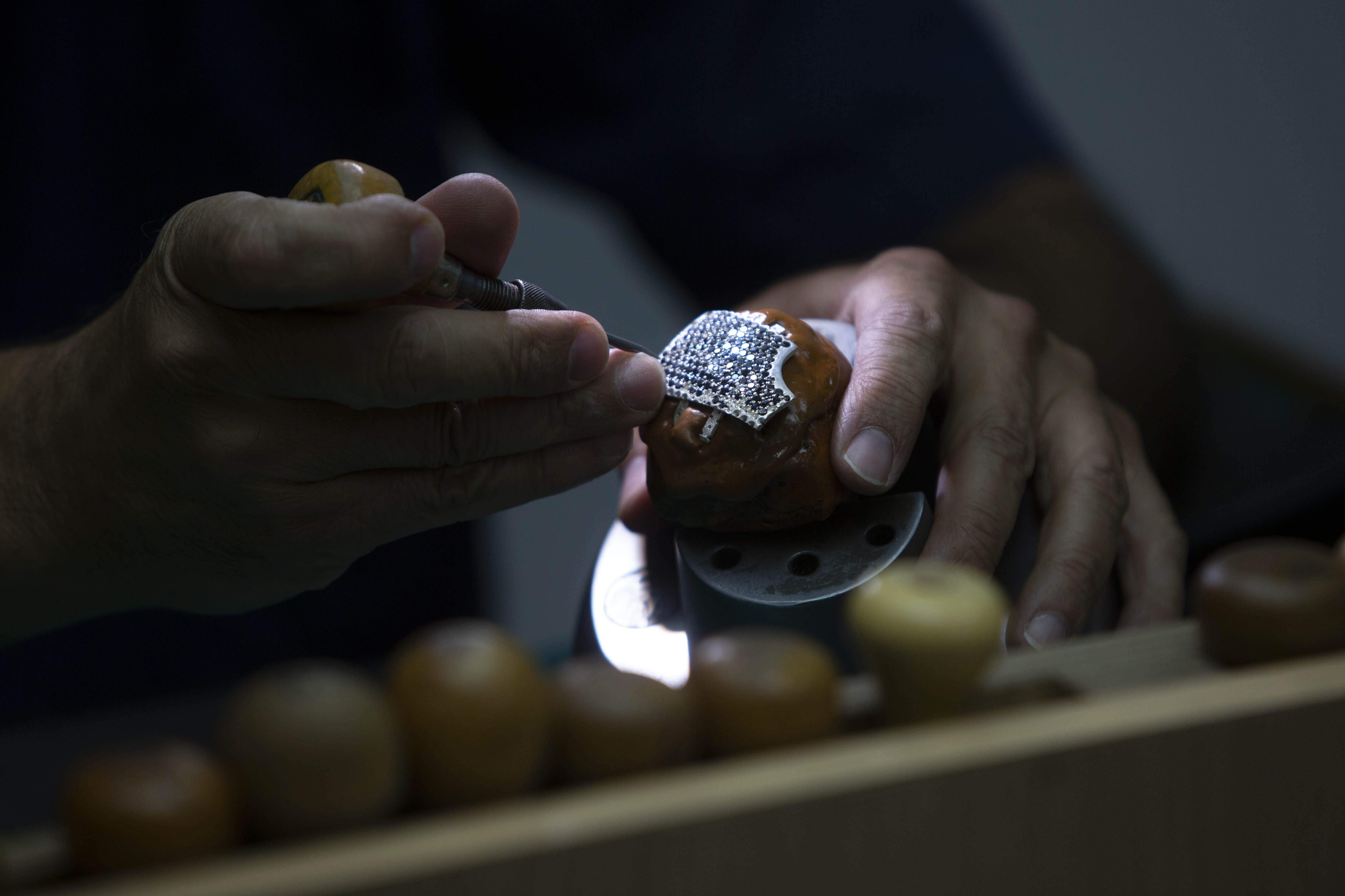 Israeil Jewellery Company makes worlds most expensive Diamond mask
