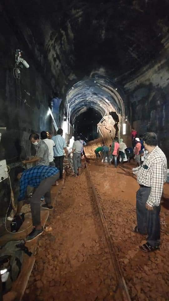 konkan-railway-underground-wall-collapsed