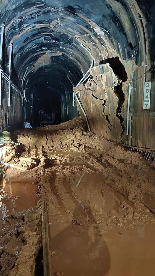 konkan-railway-underground-wall-collapsed